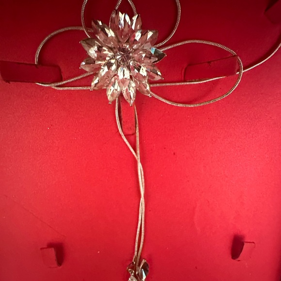 Silver neckless - Picture 3 of 3